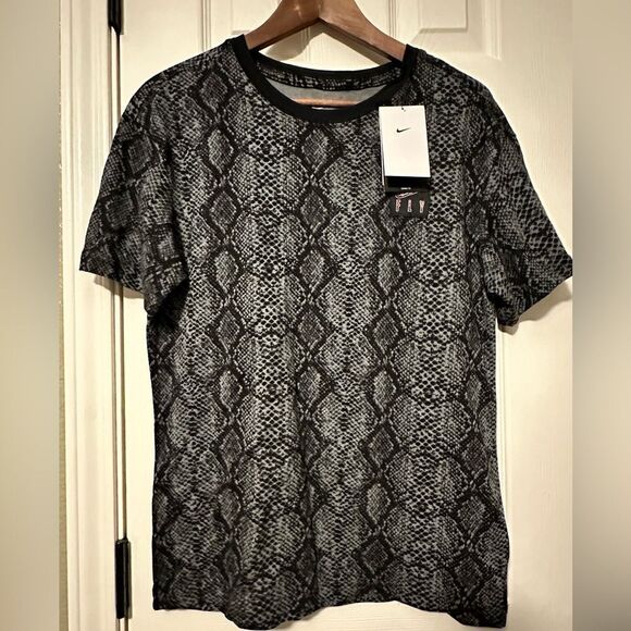 Nike Fly Spin Ball Snake Print Tee Shirt Size Extra Small - Picture 1 of 4